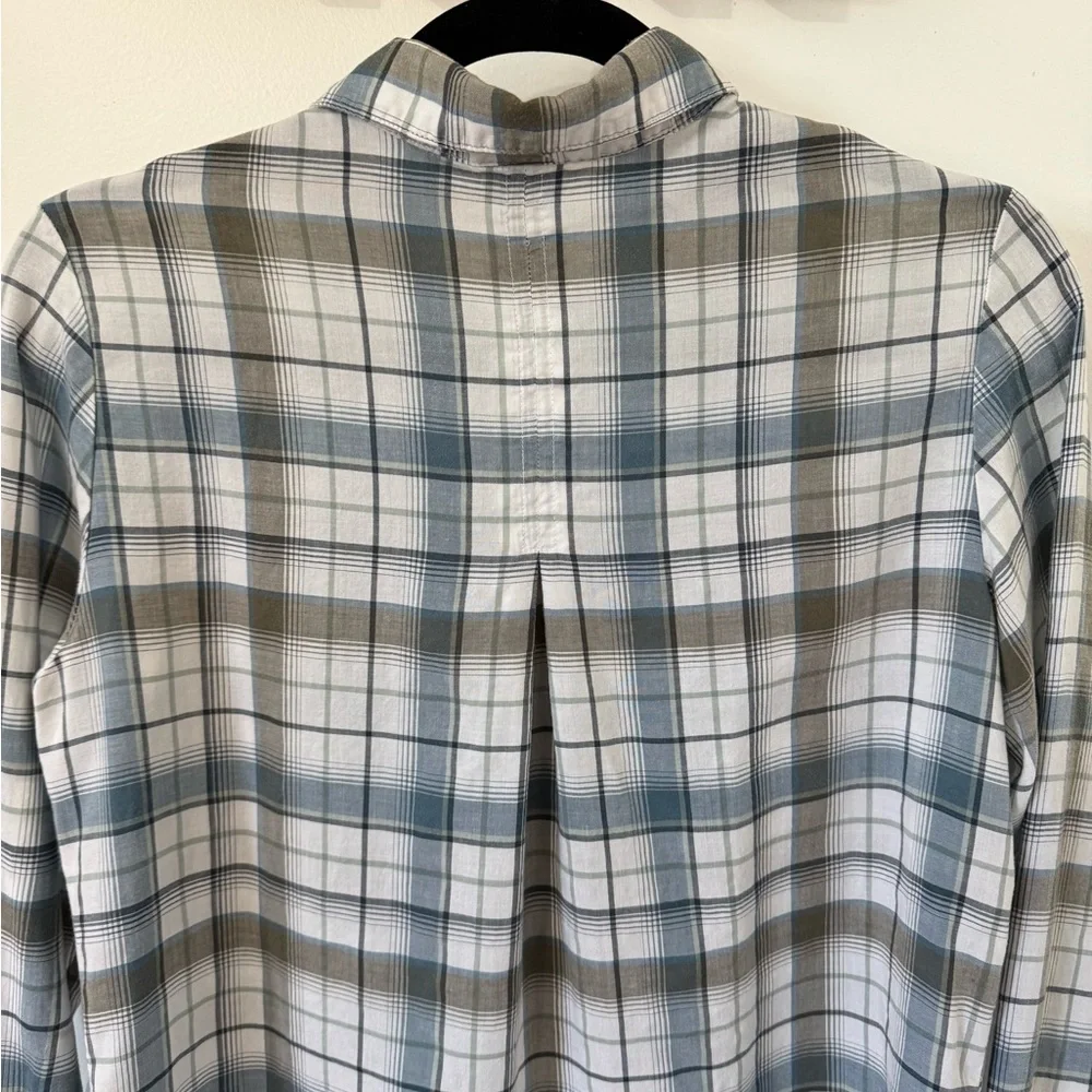 Kuhl Hadley Women’s Plaid Button Down, Blue White, Size Medium - Picture 3 of 15